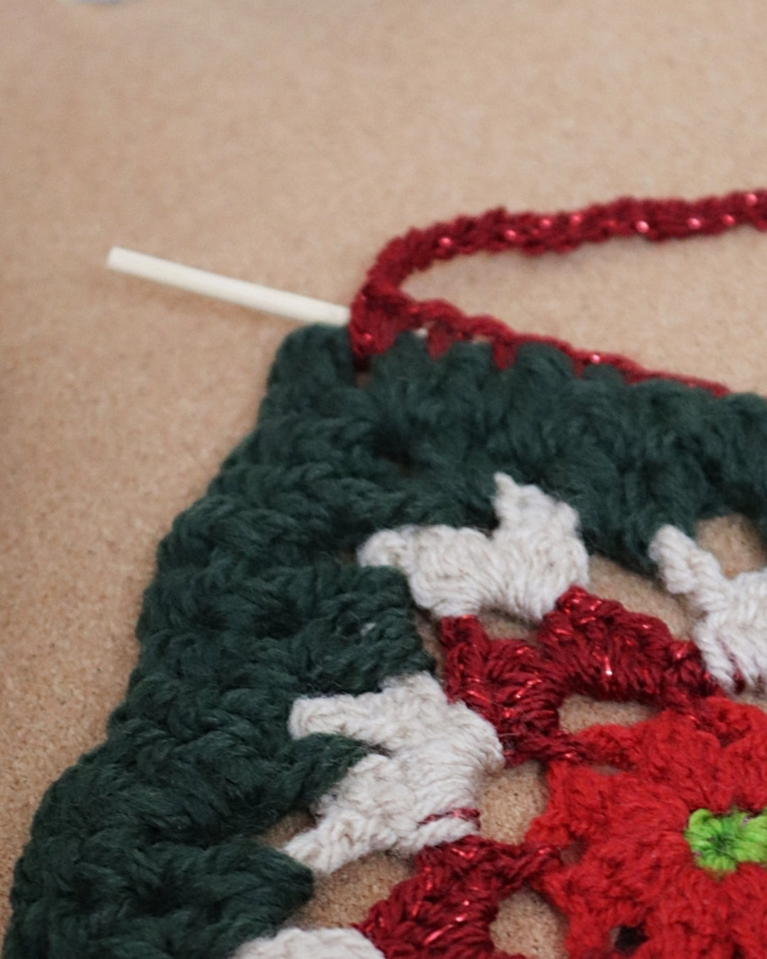 Granny square à suspendre - Noël