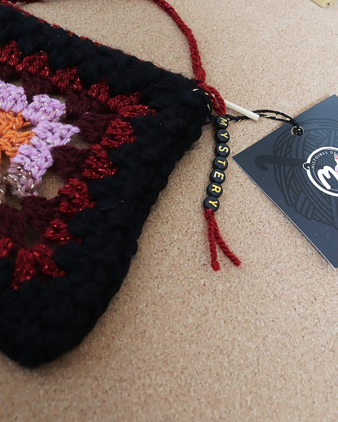 Granny square à suspendre - Mystery