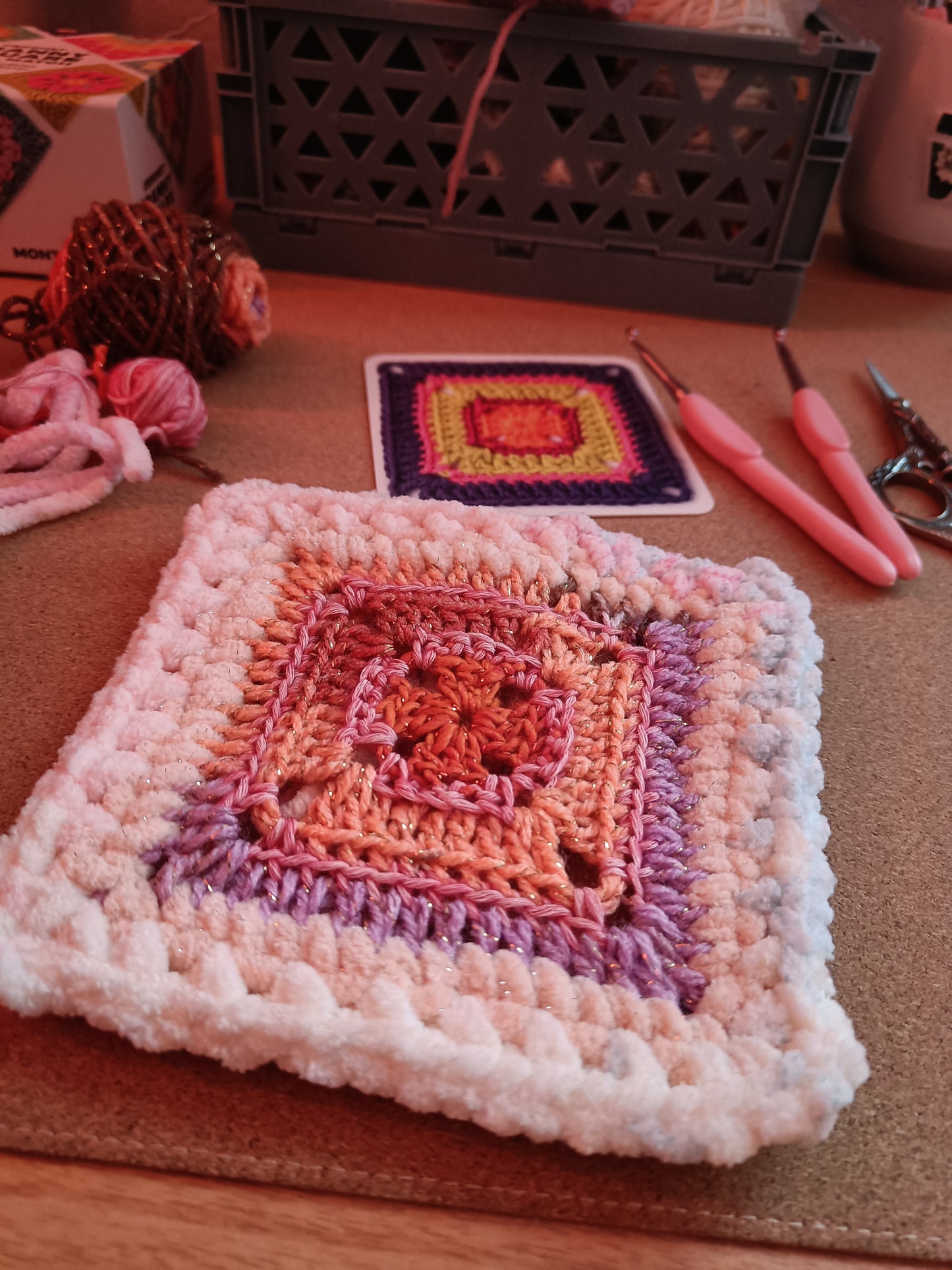 Granny square à suspendre - Féérique