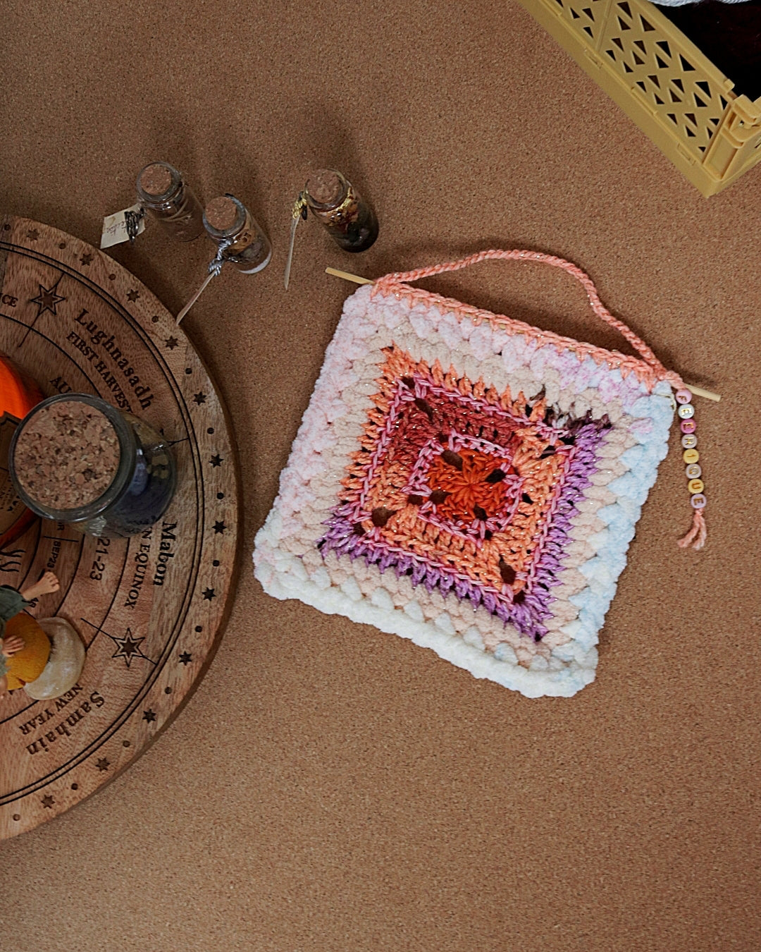 Granny square à suspendre - Féérique