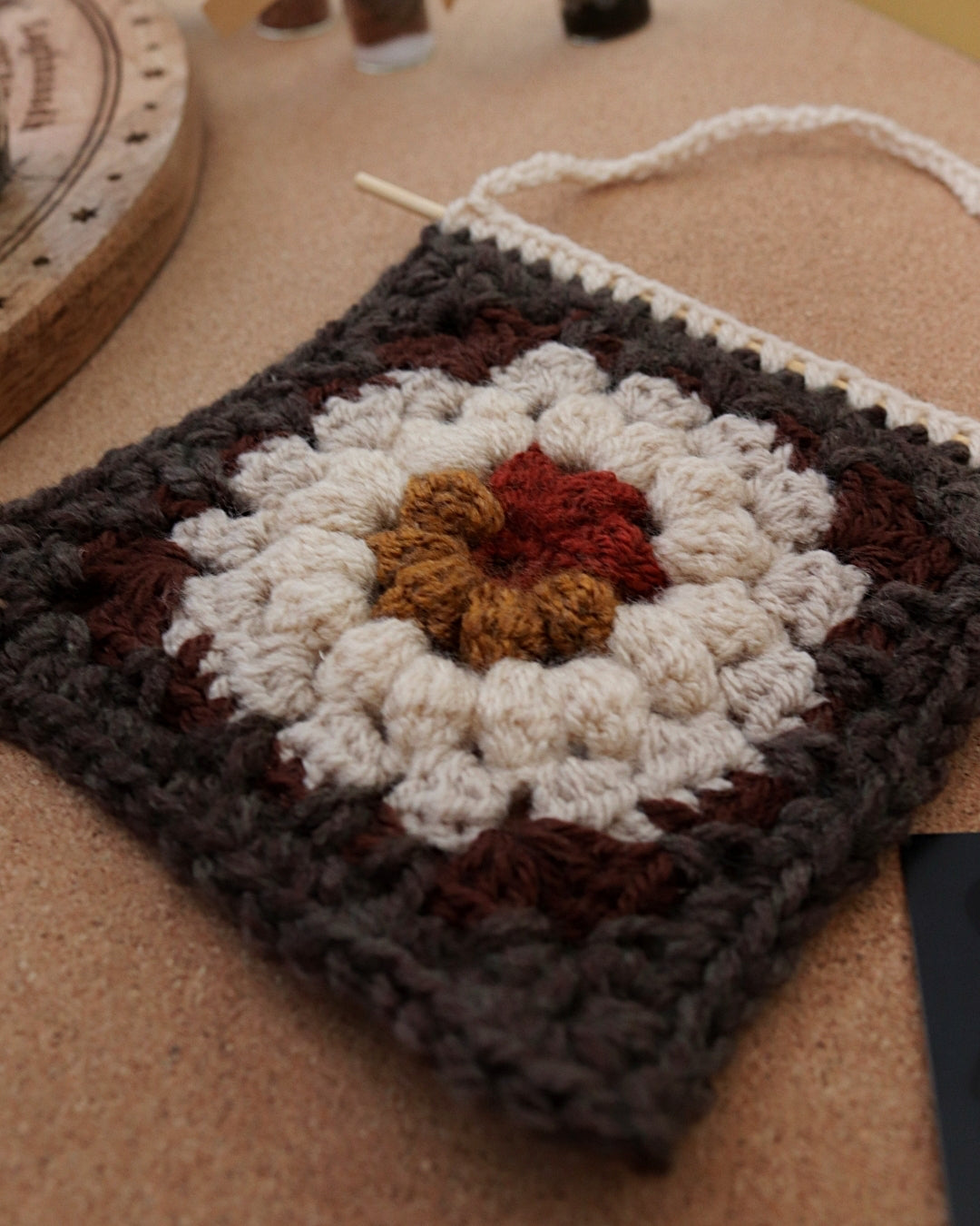 Granny square à suspendre - Lux