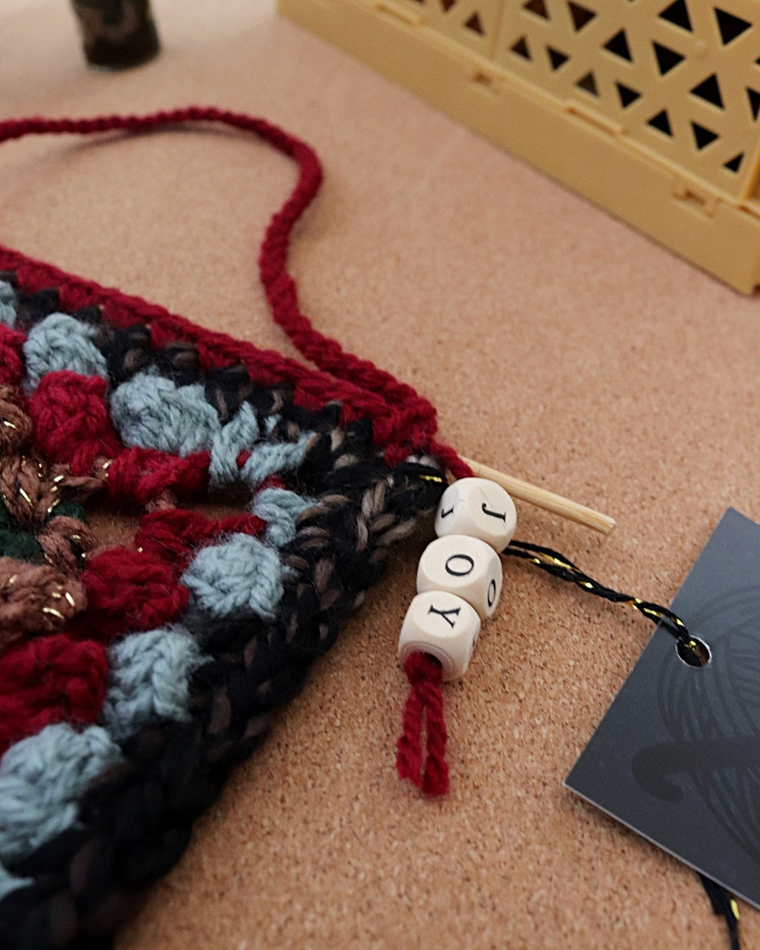 Granny square à suspendre - Joy