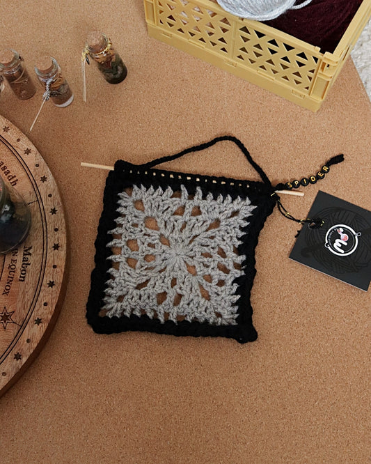 Granny square à suspendre - Spider