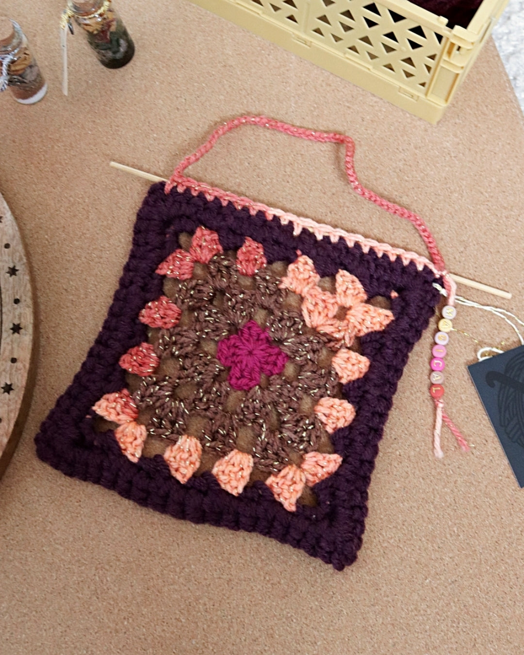 Granny square à suspendre - Magical