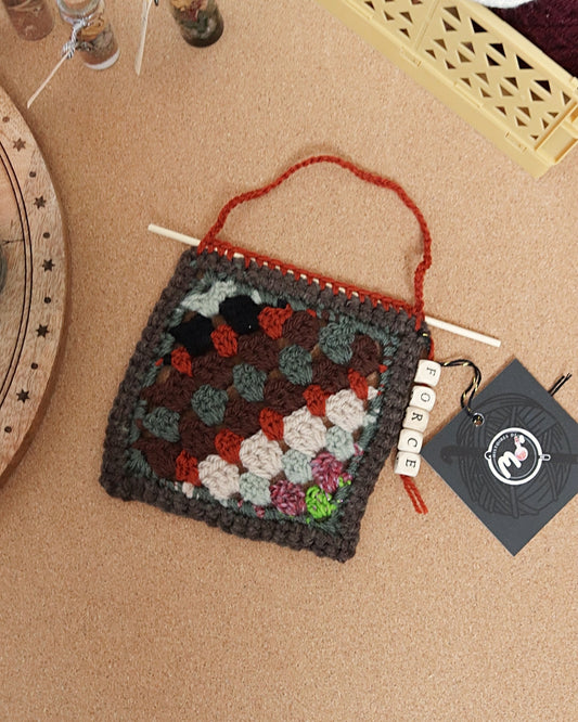 Granny square à suspendre - Force
