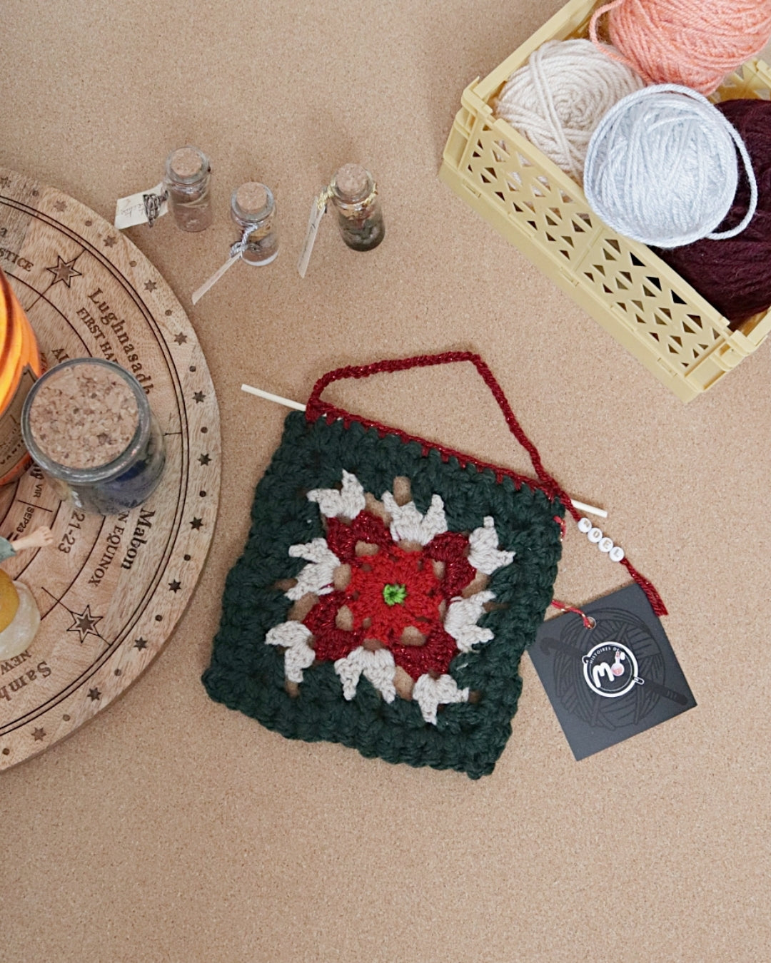 Granny square à suspendre - Noël