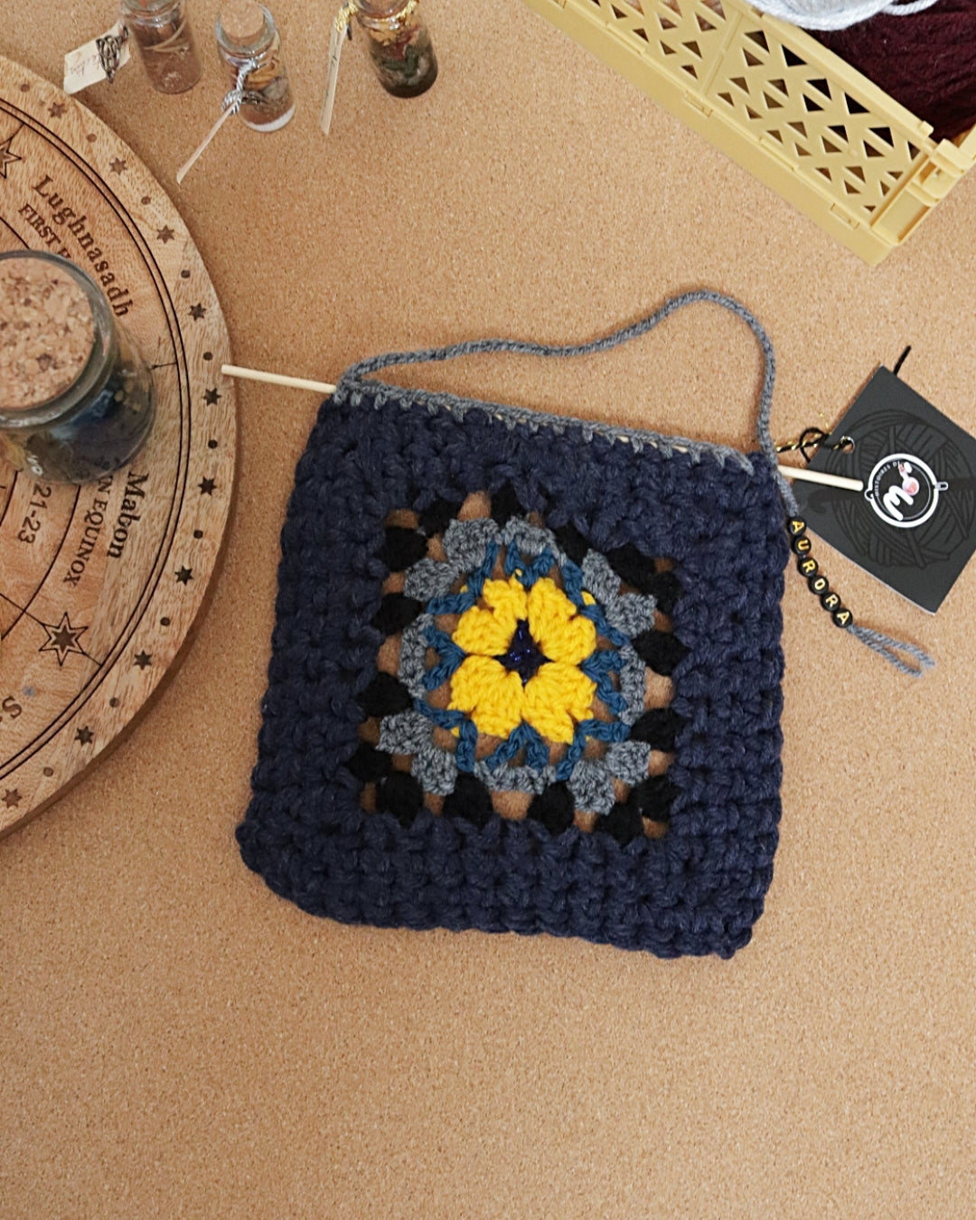 Granny square à suspendre - Aurora