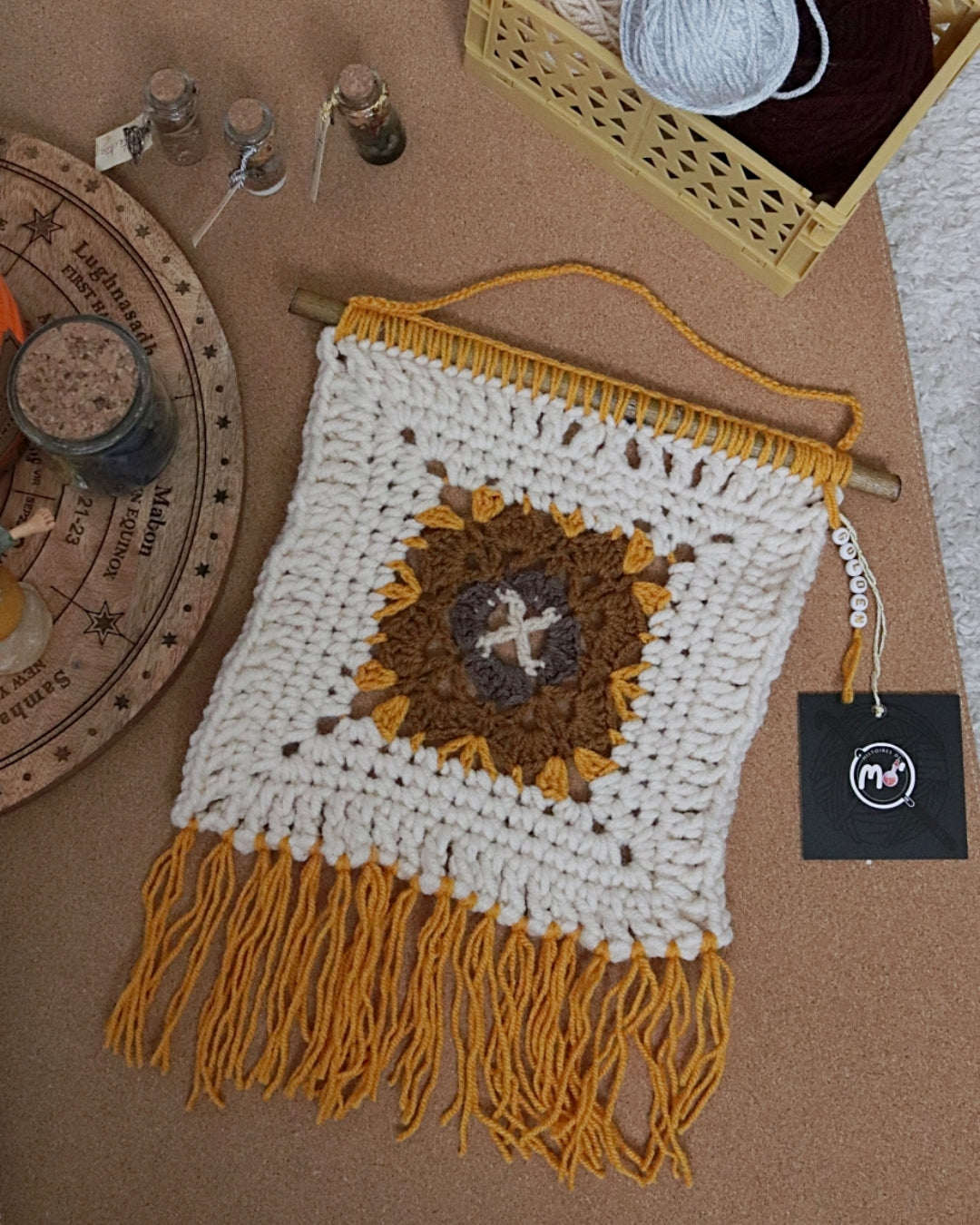 Granny square à suspendre - Golden